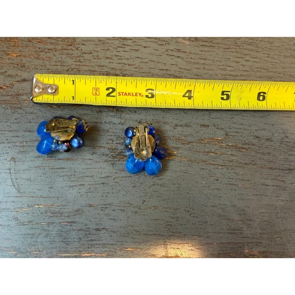 Vintage Blue Cluster Clip On Earrings Beaded Faux Pearl Gold Tone Floral